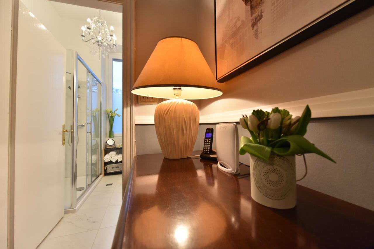Zadar Center Beach Apartment - Directly On The Sea Extérieur photo