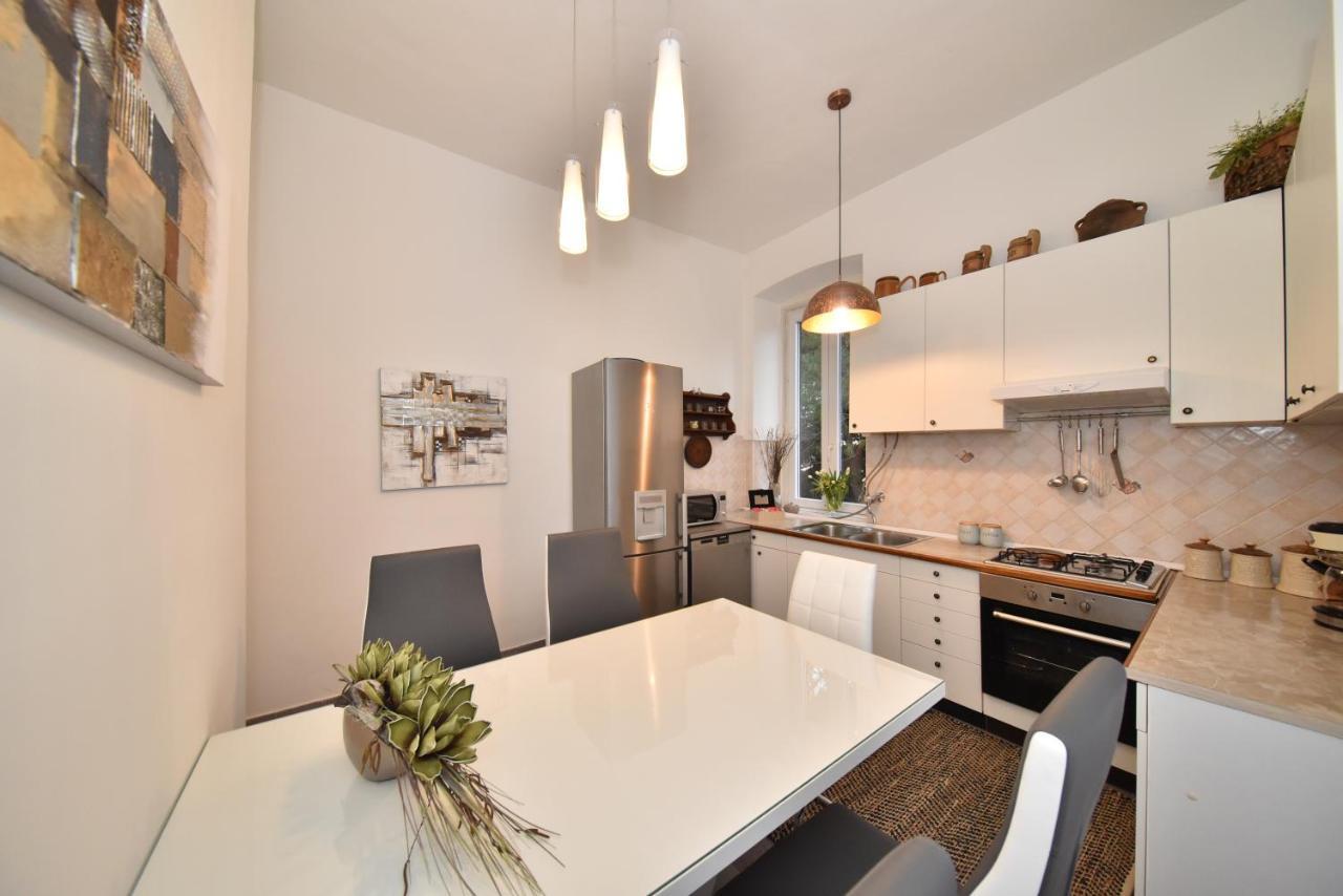 Zadar Center Beach Apartment - Directly On The Sea Extérieur photo