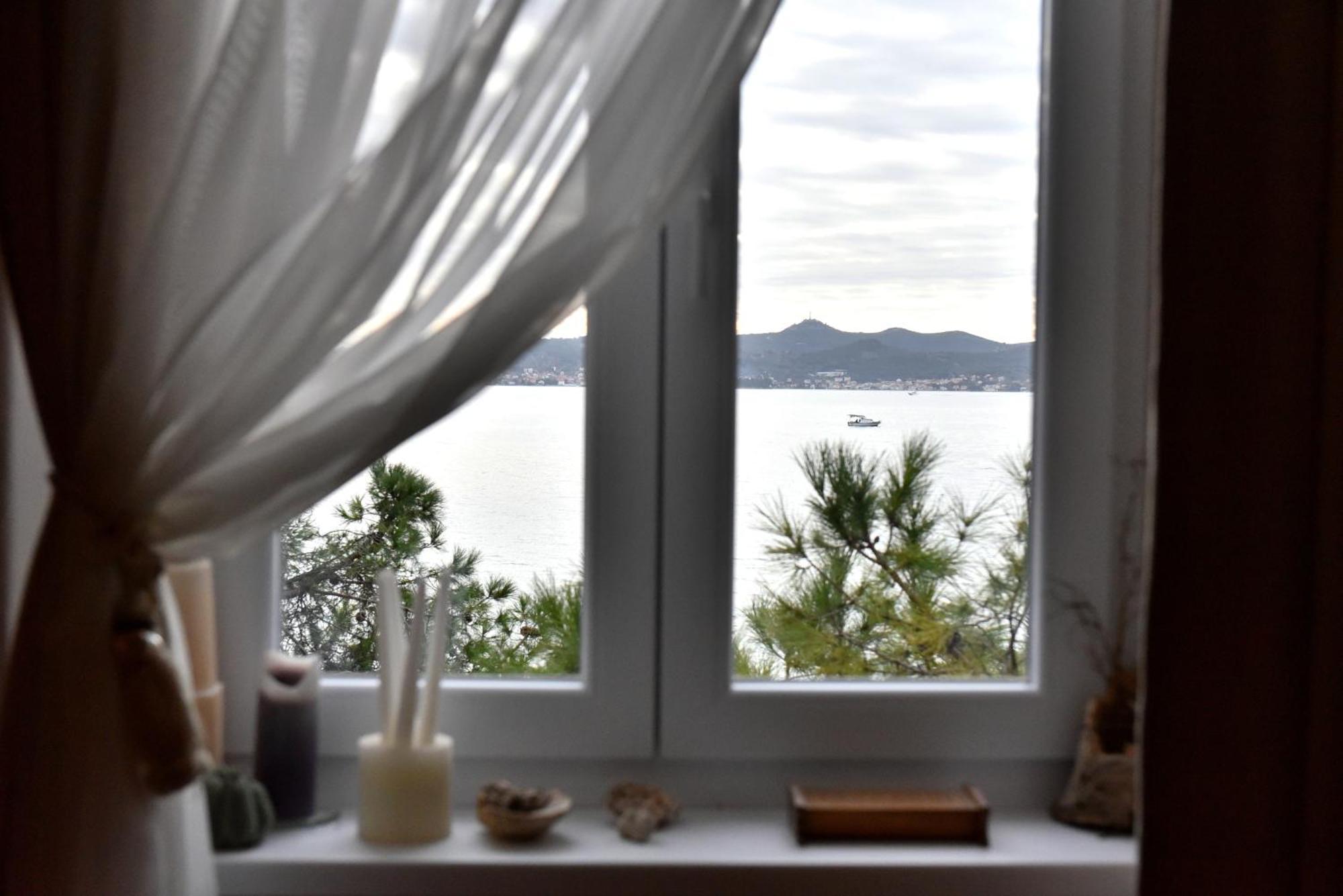 Zadar Center Beach Apartment - Directly On The Sea Extérieur photo